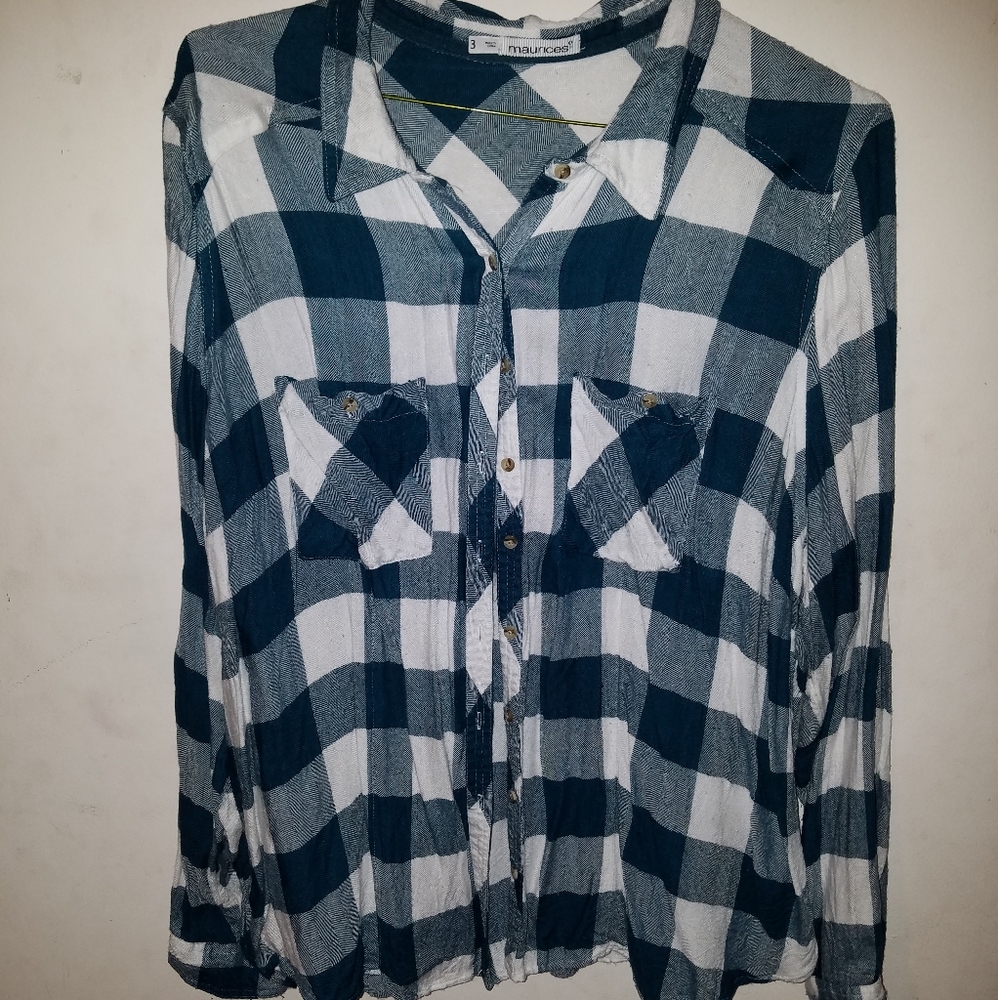 *FLASH SALE* Maurices Size 3 Teal Plaid Flannel Shirt
